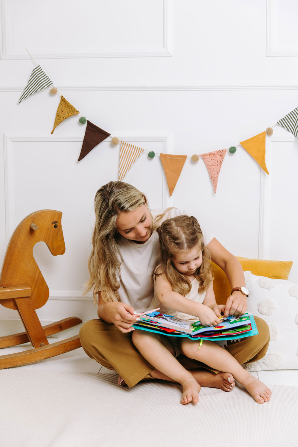 Specialni pedagog z otrokom